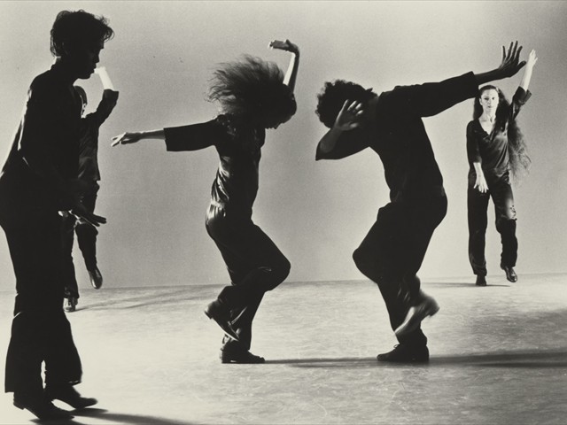 Photo: Lois Greenfield<br/>LAURA DEAN DANCERS AND MUSICIANS<br/>'TYMPANI' 1980