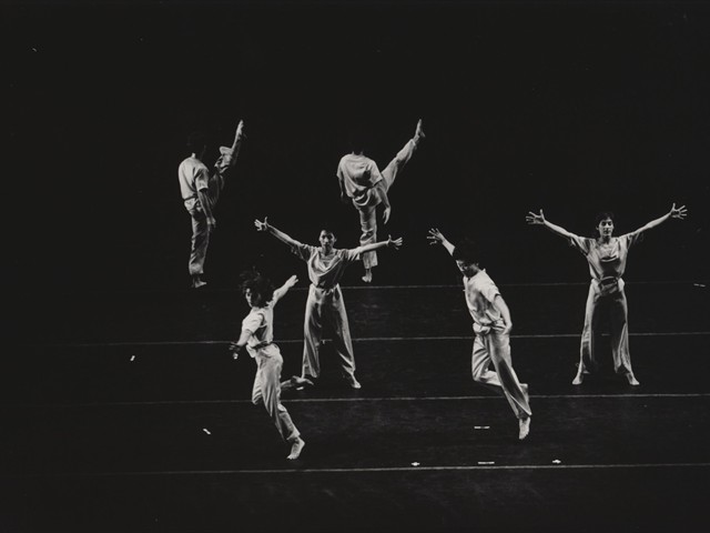 Photo: Paula Court<br/>LAURA DEAN DANCERS AND MUSICIANS<br/>'SKY LIGHT' 1982