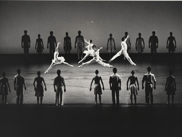 Photo:  Paul Kolnik<br/>The New York City Ballet<br/>'SPACE' 1988<br/>Choreography: Laura Dean<br/>Music: Steve Reich/ 'The Four Sections'