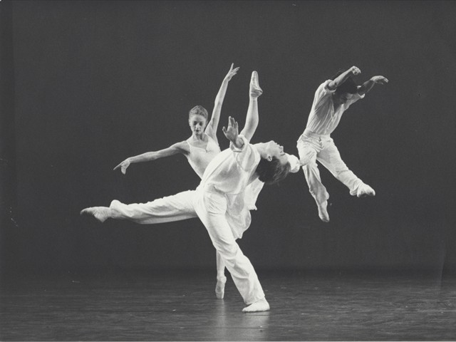 Photo:  David Amzailag<br/>The Royal Danish Ballet<br/>'DELTA' 1990<br/>Choreography: Laura Dean<br/>Music: Gary Brooker